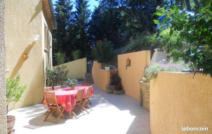 Chez Mamie Riclaude Bed & Breakfast Orsan Exterior photo